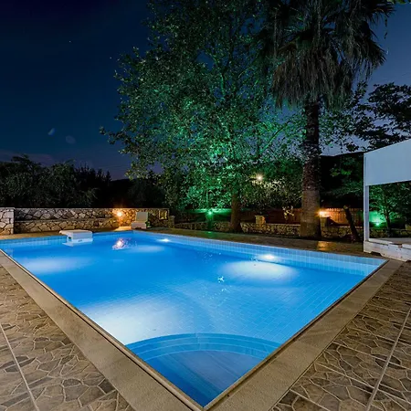 Villa Eleonas Private Pool Fiolitis