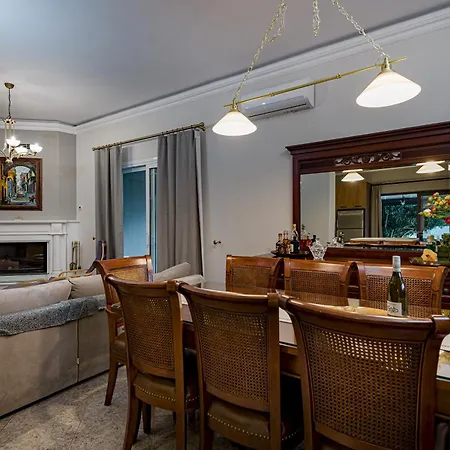 Eleonas Private Pool Fiolítis