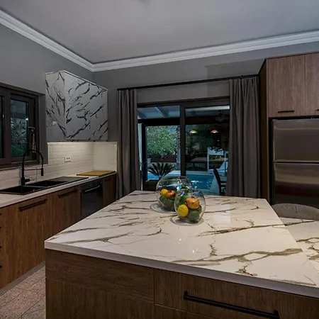 Eleonas Private Pool Villa *