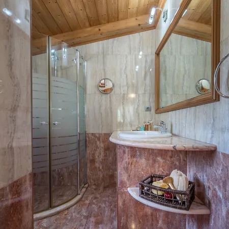 Eleonas Private Pool Villa *