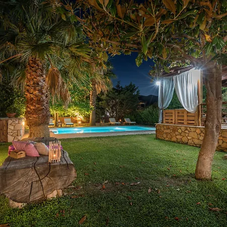 Eleonas Private Pool Fiolitis